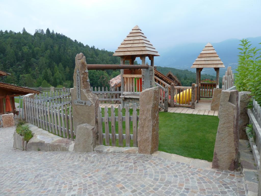 Вілла Agriturismo Alpenvidehof Коредо Екстер'єр фото